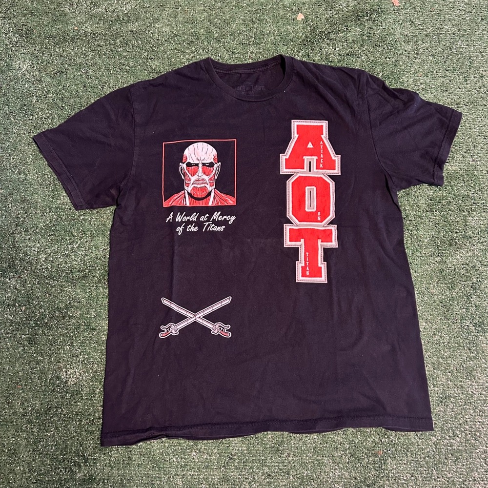 Attack on Titan AOT Colossal Titan Graphic T-Shirt Black Mens Large Crunchyroll